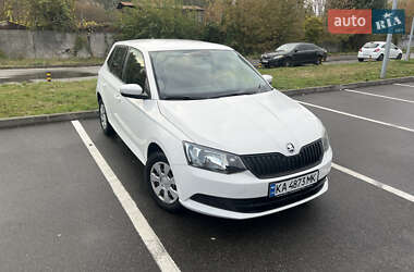 Хэтчбек Skoda Fabia 2017 в Киеве