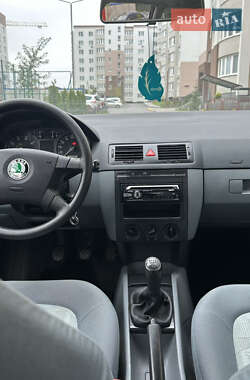Универсал Skoda Fabia 2001 в 