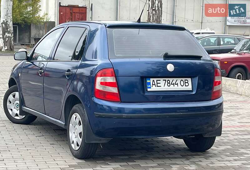 Хэтчбек Skoda Fabia 2007 в Днепре