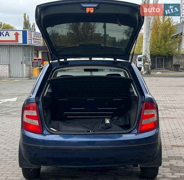 Хэтчбек Skoda Fabia 2007 в Днепре