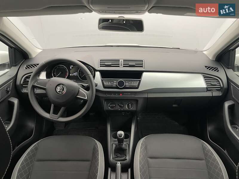 Хэтчбек Skoda Fabia 2018 в Киеве