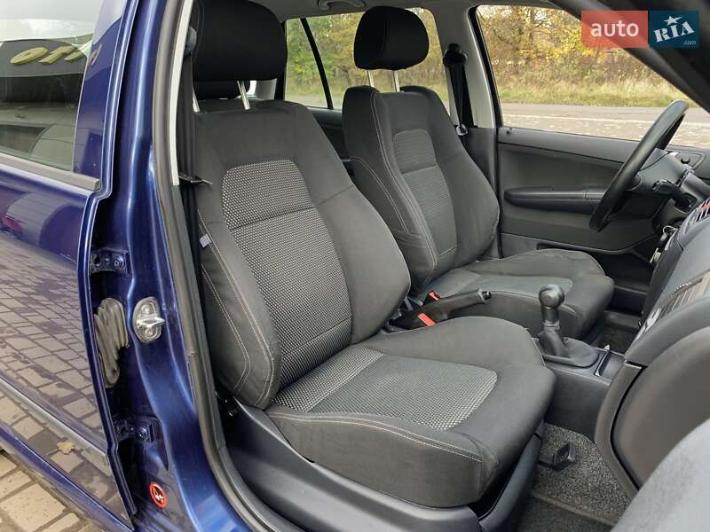 Хетчбек Skoda Fabia 2006 в Бердичеві