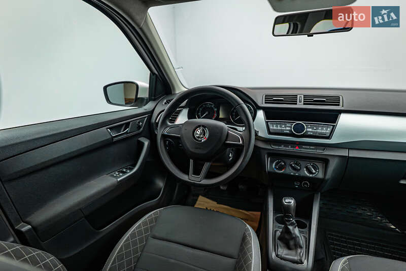 Хэтчбек Skoda Fabia 2018 в Киеве