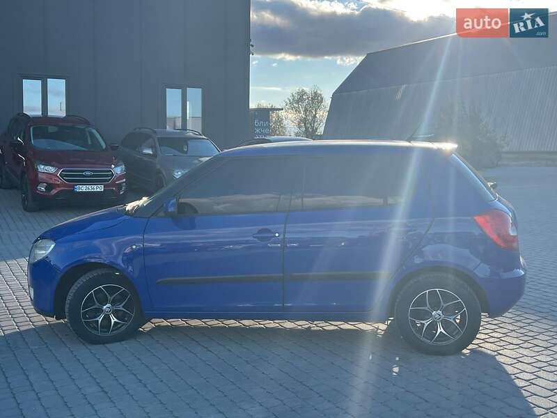 Хэтчбек Skoda Fabia 2009 в Львове