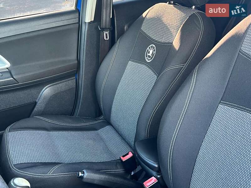 Хэтчбек Skoda Fabia 2009 в Львове