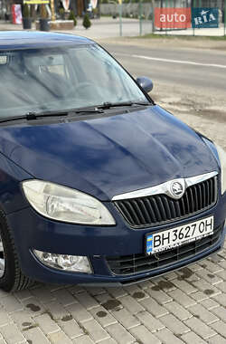 Хэтчбек Skoda Fabia 2013 в 