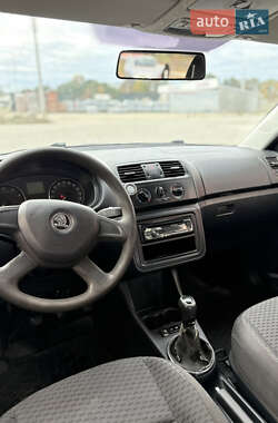 Хэтчбек Skoda Fabia 2013 в 