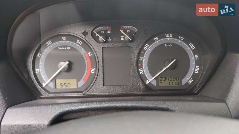 Хэтчбек Skoda Fabia 2006 в Мукачево фото 3 Хэтчбек Skoda Fabia 2006 в Мукачево