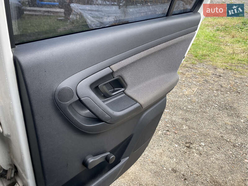 Універсал Skoda Fabia 2014 в Софіївській Борщагівці