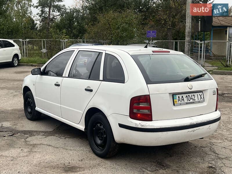 Универсал Skoda Fabia 2003 в Белой Церкви