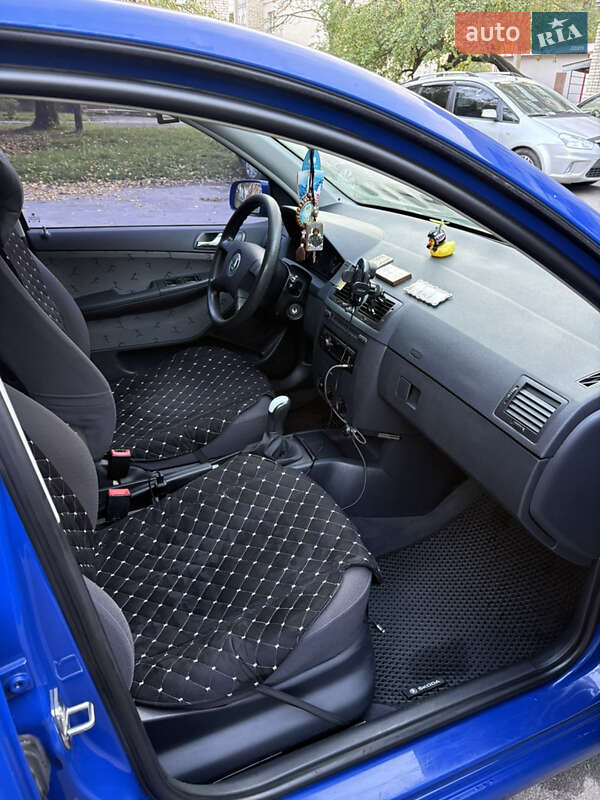 Универсал Skoda Fabia 2001 в Староконстантинове фото 4 Универсал Skoda Fabia 2001 в Староконстантинове