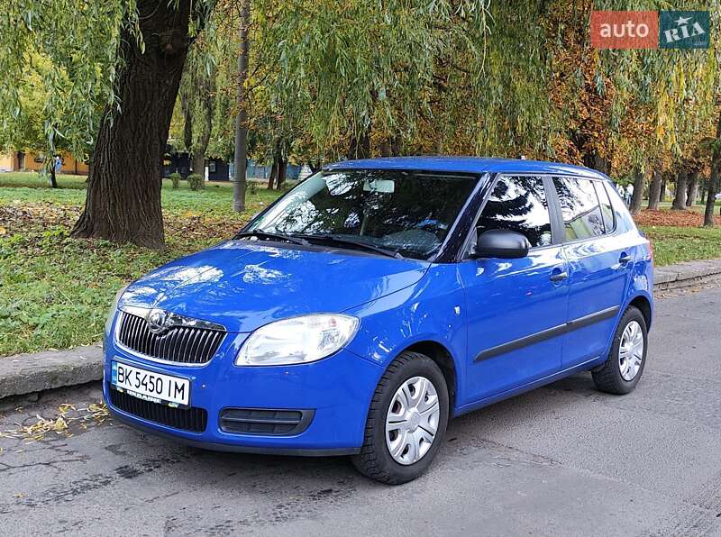 Хетчбек Skoda Fabia 2007 в Рівному фото 5 Хетчбек Skoda Fabia 2007 в Рівному