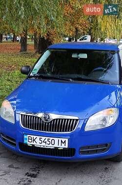 Хэтчбек Skoda Fabia 2007 в 