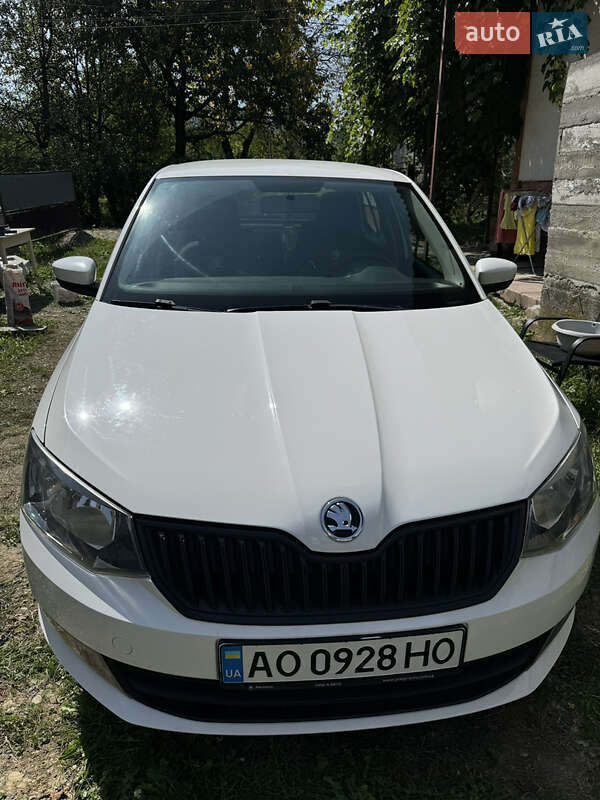 Хетчбек Skoda Fabia 2017 в Ужгороді фото 23 Хетчбек Skoda Fabia 2017 в Ужгороді