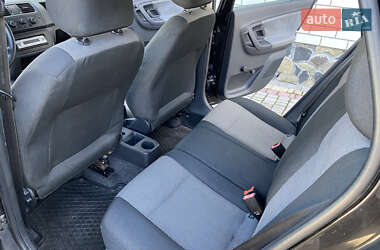 Универсал Skoda Fabia 2009 в  фото 23 Универсал Skoda Fabia 2009 в
