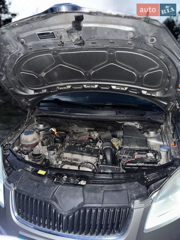 Хетчбек Skoda Fabia 2008 в Перегінське