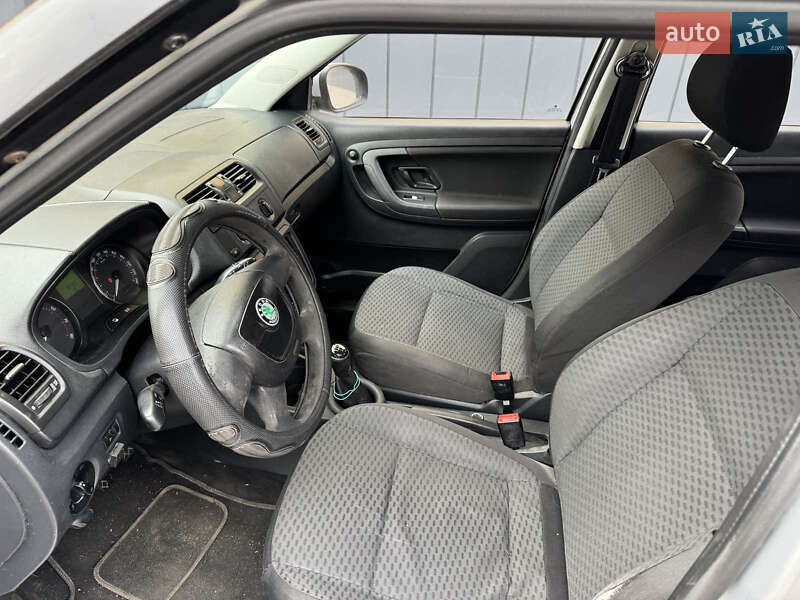 Хэтчбек Skoda Fabia 2012 в Ровно фото 7 Хэтчбек Skoda Fabia 2012 в Ровно