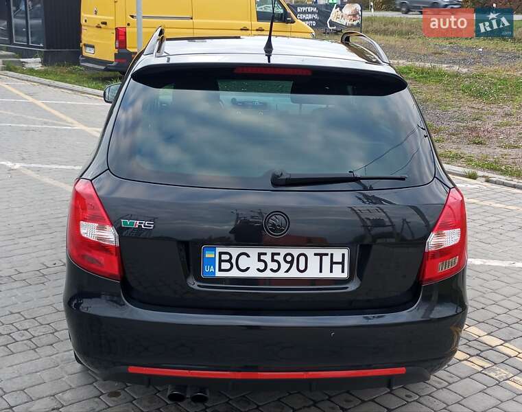 Універсал Skoda Fabia 2010 в Львові