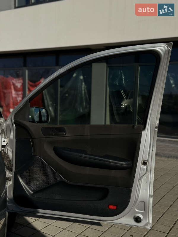 Универсал Skoda Fabia 2006 в Тернополе фото 13 Универсал Skoda Fabia 2006 в Тернополе