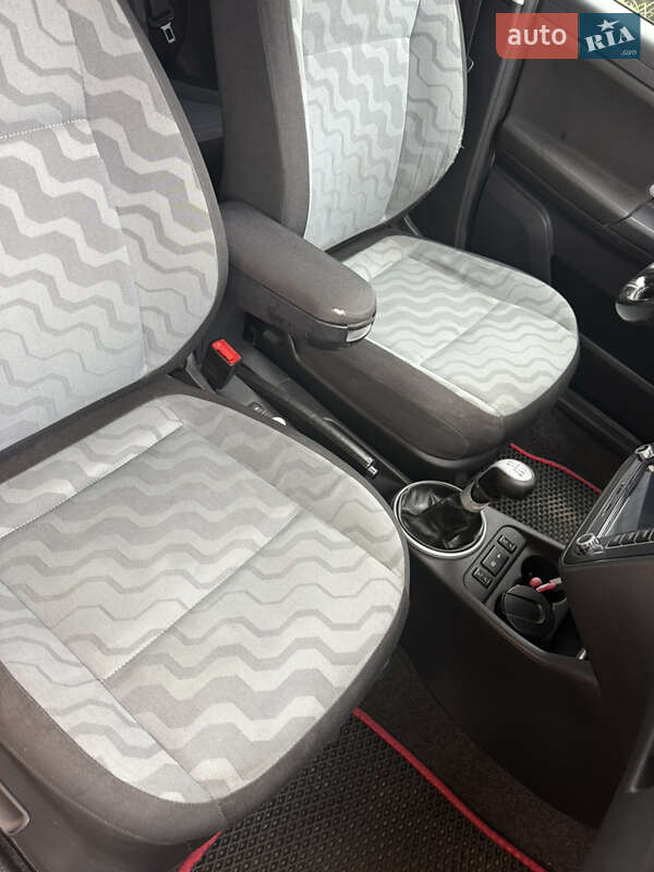 Универсал Skoda Fabia 2009 в Жовкве фото 17 Универсал Skoda Fabia 2009 в Жовкве