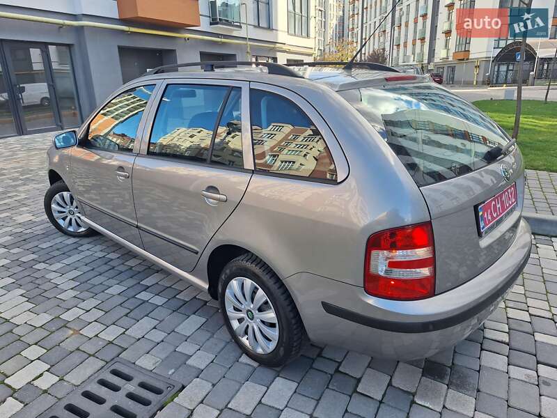 Универсал Skoda Fabia 2006 в Ивано-Франковске