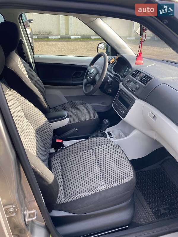 Универсал Skoda Fabia 2011 в Стрые фото 5 Универсал Skoda Fabia 2011 в Стрые