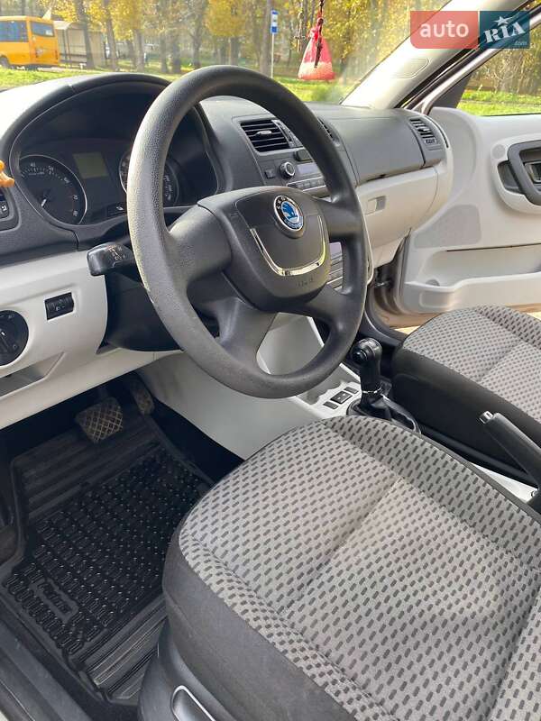 Универсал Skoda Fabia 2011 в Стрые фото 10 Универсал Skoda Fabia 2011 в Стрые
