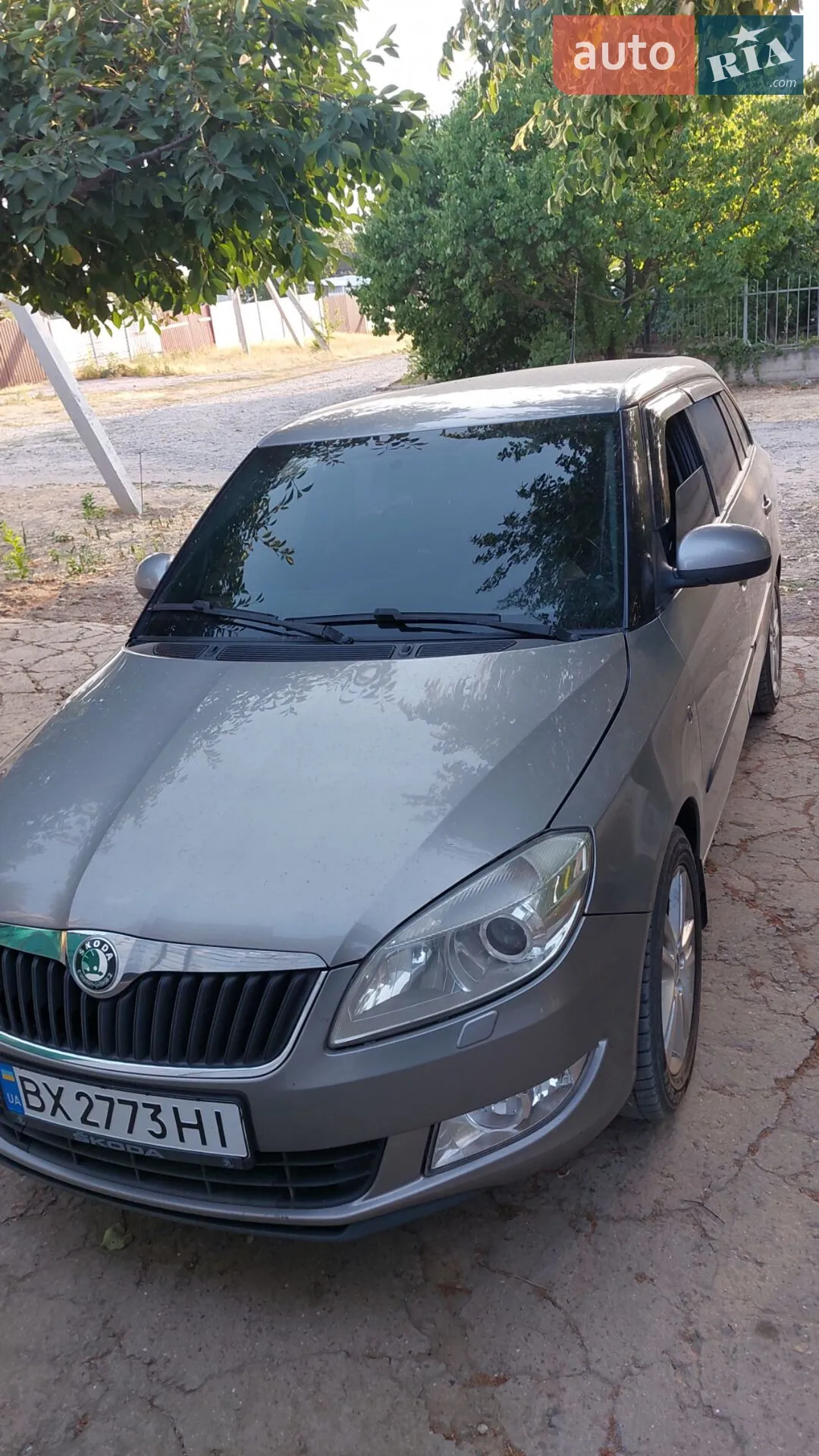 2010 Skoda Fabia - мініатюра 2