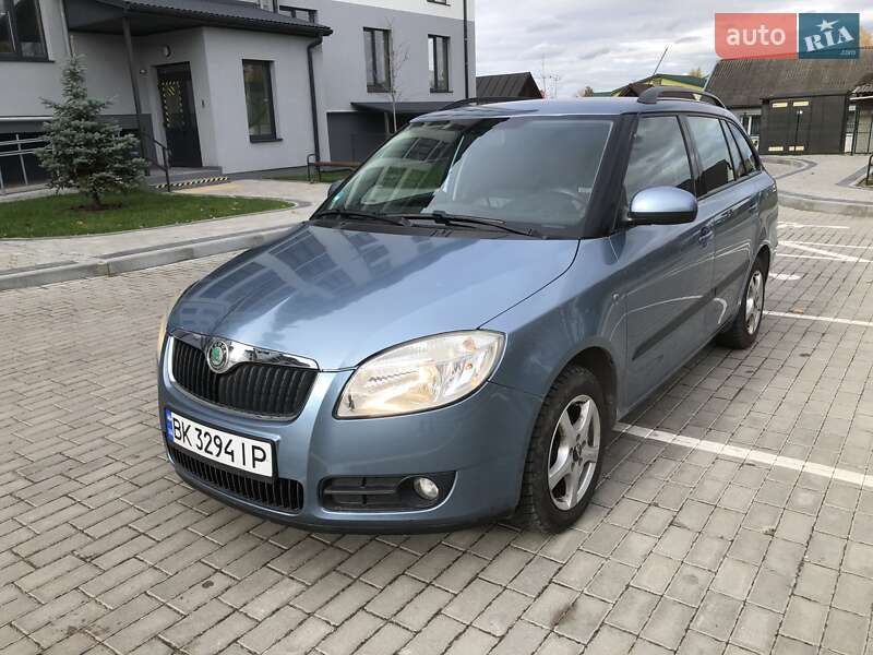 Універсал Skoda Fabia 2008 в Дубні