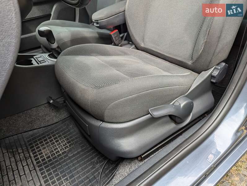 Универсал Skoda Fabia 2008 в Ровно