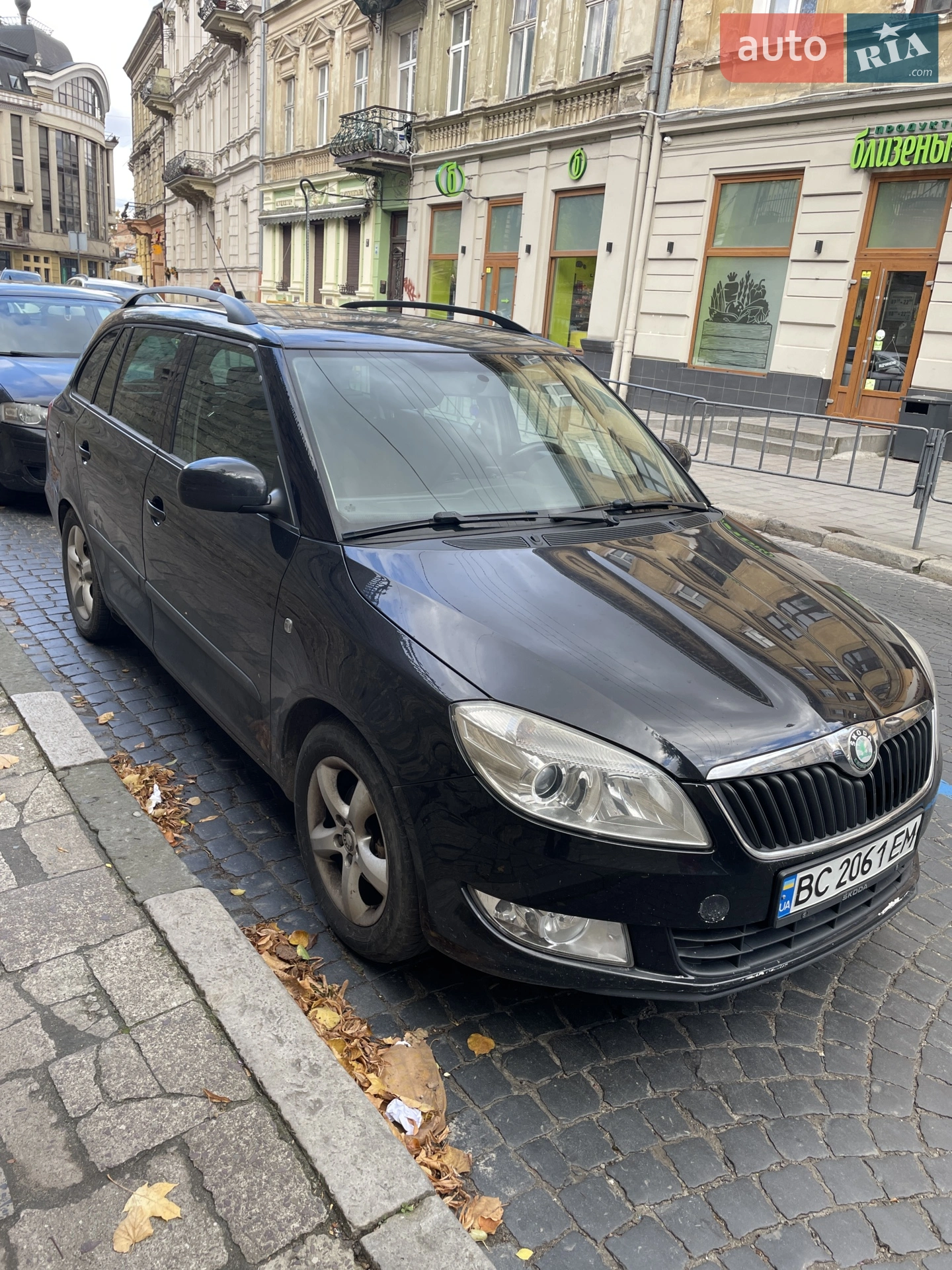 2010 Skoda Fabia - мініатюра 2