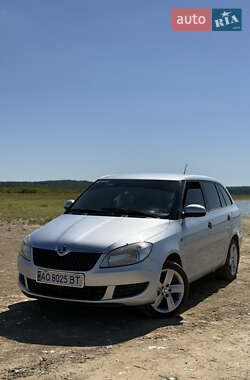 Универсал Skoda Fabia 2011 в Обаве