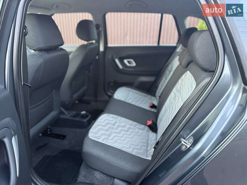 Універсал Skoda Fabia 2010 в Борисполі фото 42 Універсал Skoda Fabia 2010 в Борисполі