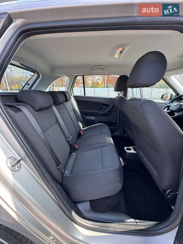 Универсал Skoda Fabia 2010 в Кривом Роге фото 13 Универсал Skoda Fabia 2010 в Кривом Роге
