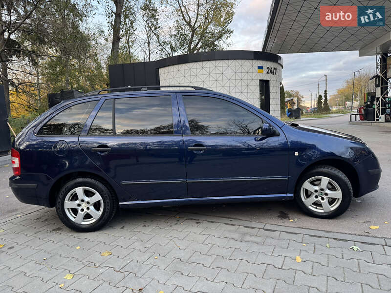 Универсал Skoda Fabia 2004 в Тернополе