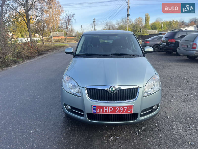 Хэтчбек Skoda Fabia 2010 в Ахтырке фото 4 Хэтчбек Skoda Fabia 2010 в Ахтырке
