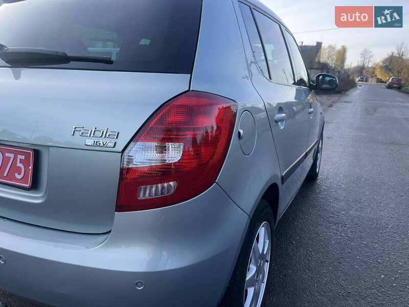 Хэтчбек Skoda Fabia 2010 в Ахтырке фото 14 Хэтчбек Skoda Fabia 2010 в Ахтырке