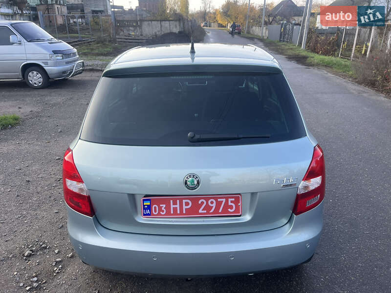 Хэтчбек Skoda Fabia 2010 в Ахтырке фото 16 Хэтчбек Skoda Fabia 2010 в Ахтырке