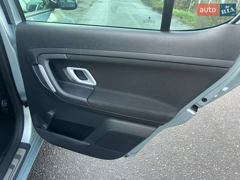 Хэтчбек Skoda Fabia 2010 в Ахтырке фото 44 Хэтчбек Skoda Fabia 2010 в Ахтырке