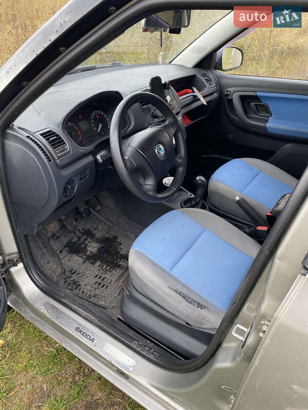 Хэтчбек Skoda Fabia 2007 в Барышевке фото 18 Хэтчбек Skoda Fabia 2007 в Барышевке