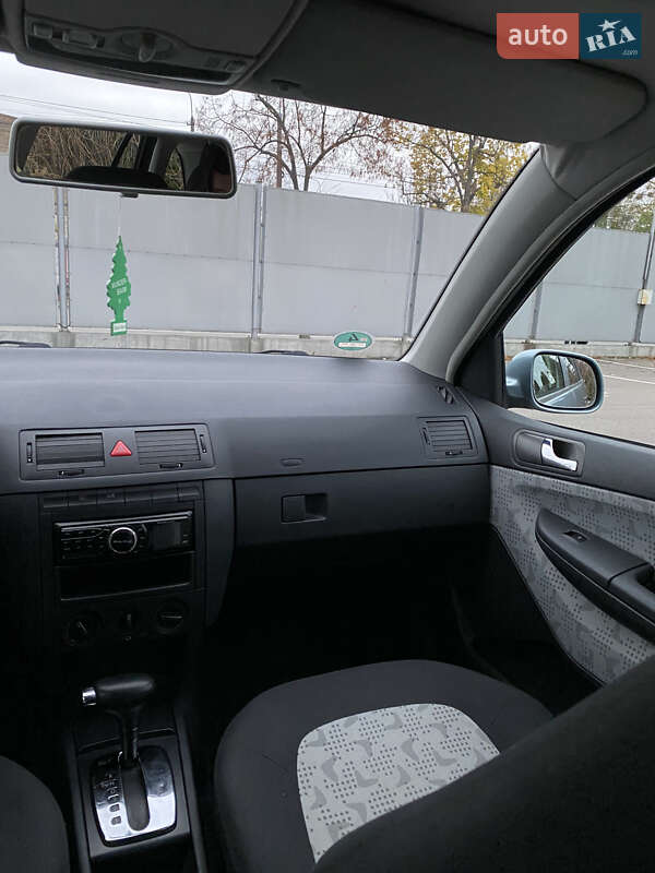 Універсал Skoda Fabia 2003 в Києві фото 46 Універсал Skoda Fabia 2003 в Києві