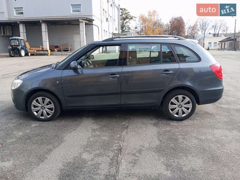 Універсал Skoda Fabia 2009 в Чернігові фото 2 Універсал Skoda Fabia 2009 в Чернігові