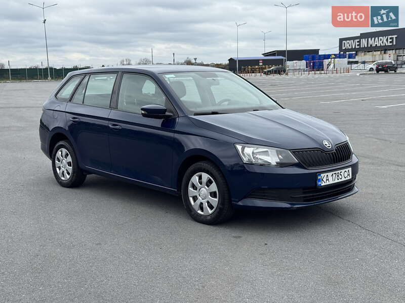 Універсал Skoda Fabia 2016 в Дніпрі