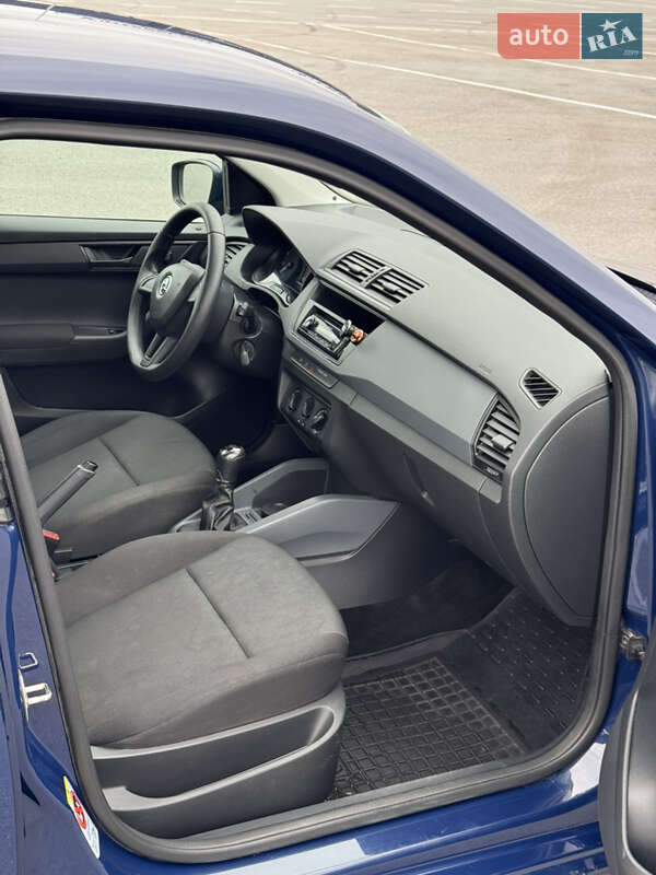 Універсал Skoda Fabia 2016 в Дніпрі