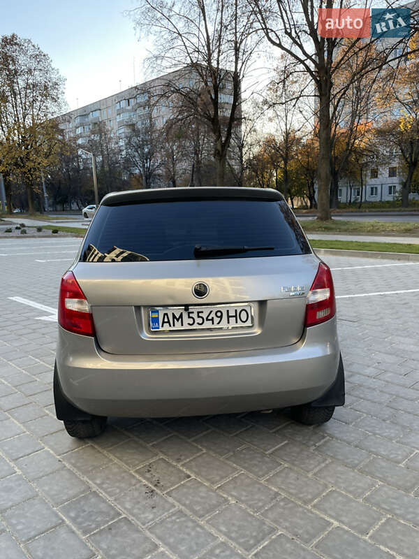 Хэтчбек Skoda Fabia 2007 в Ровно фото 6 Хэтчбек Skoda Fabia 2007 в Ровно
