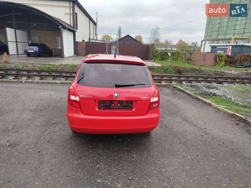 Универсал Skoda Fabia 2013 в Ахтырке