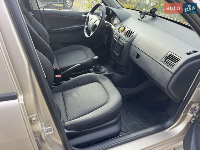 Универсал Skoda Fabia 2005 в Староконстантинове фото 11 Универсал Skoda Fabia 2005 в Староконстантинове