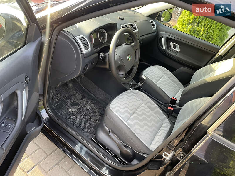 Универсал Skoda Fabia 2008 в Городке