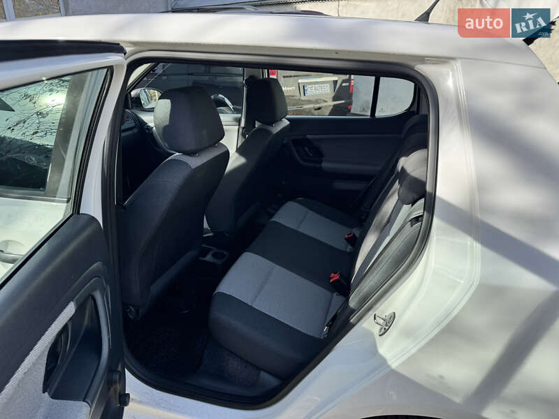 Хэтчбек Skoda Fabia 2010 в Вижнице фото 11 Хэтчбек Skoda Fabia 2010 в Вижнице