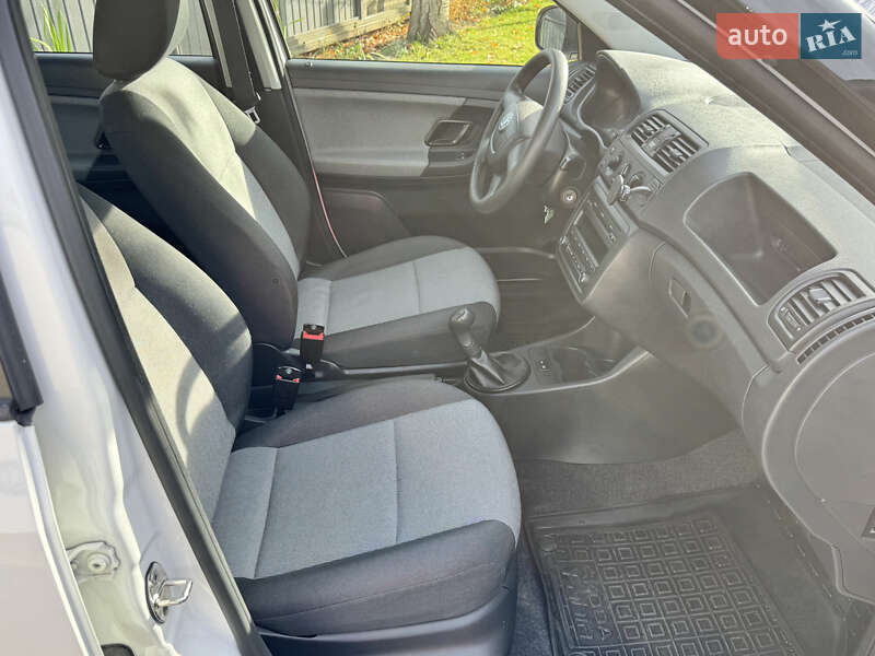 Хэтчбек Skoda Fabia 2010 в Вижнице фото 19 Хэтчбек Skoda Fabia 2010 в Вижнице